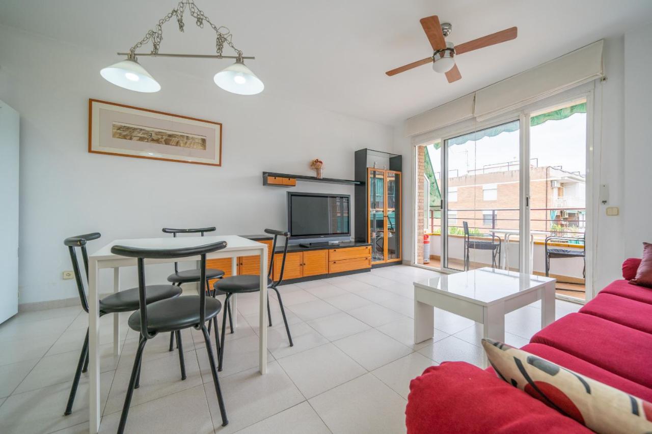 Homeholidaysrentals Margot - Costa Barcelona ปิเนดาเดมาร์ ภายนอก รูปภาพ
